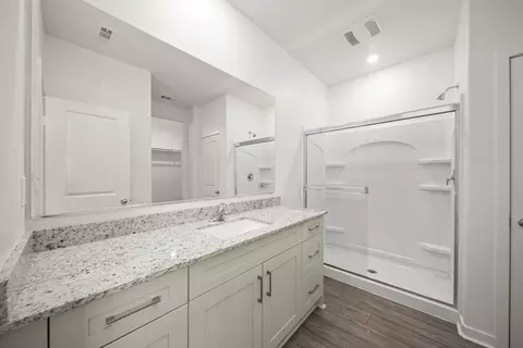 Bath - 80462 Northgate Rd, Indio, CA 92201 photo 2 of 2