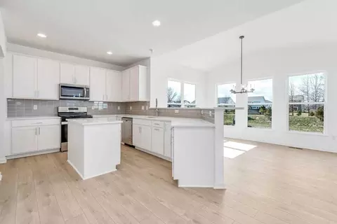 Kitchen - 323 Broad Furrows Ave, Delaware, OH 43015 photo 6 of 9