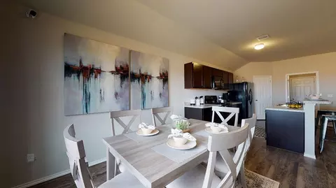 Dining - 29437 E 80th St S, Broken Arrow, OK 74014 photo 2 of 2