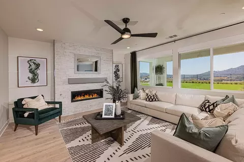 Living - 35104 Citron Ln, Fallbrook, CA 92028 photo 1 of 4