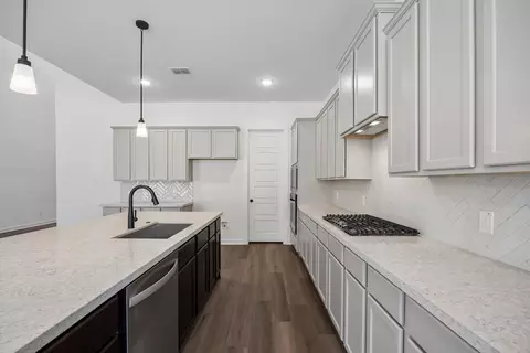 Kitchen - 1612 Trinity Dr, Benbrook, TX 76132 photo 2 of 7