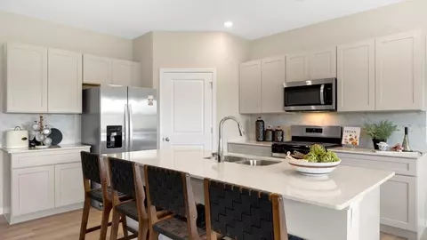 Kitchen - 3321 Sika Trl, Waterloo, IN 46793 photo 2 of 10