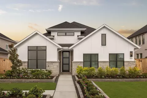 10606 Starfire Yellow Dr, Richmond, TX 77406