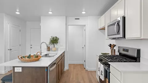 Kitchen - 657 N 1620 E #1307, Salem, UT 84653 photo 4 of 14