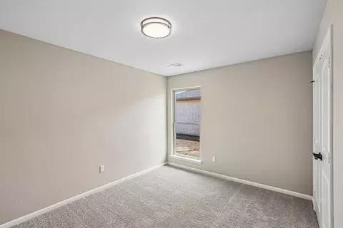 Bedroom - 19500 Ridgeview Rd, Spring Hill, KS 66083 photo 9 of 9