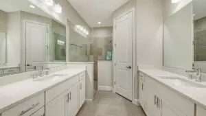 Bath - 11653 Great Brook Ln, Parrish, FL 34219 photo 1 of 3