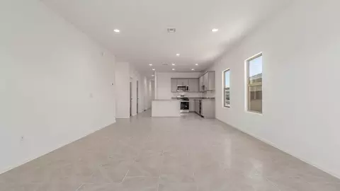 Living - 12955 E Russo Dr, Vail, AZ 85641 photo 2 of 10