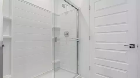 Bath - 12955 E Russo Dr, Vail, AZ 85641 photo 2 of 8