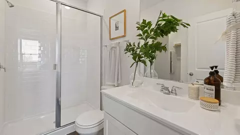 Bath - 191 Arnold Loop, Uhland, TX 78640 photo 6 of 7