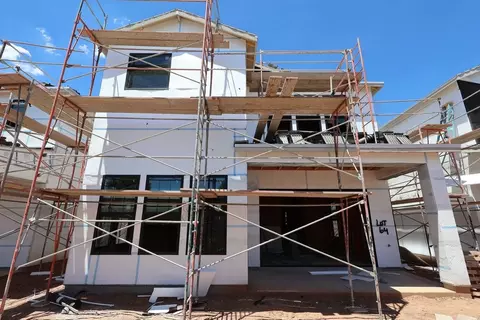 Exterior - 51 E Windsor Dr, Gilbert, AZ 85296 photo 2 of 11