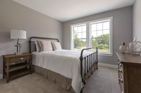 Bedroom - Valley View Court, Marshall, MI 49068 photo 2 of 6