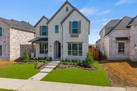 Exterior - 3204 Philly St, Celina, TX 75009 photo 4 of 10