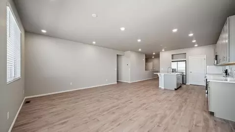 Living - 7072 N Obsidian Way, Eagle Mountain, UT 84005 photo 2 of 3