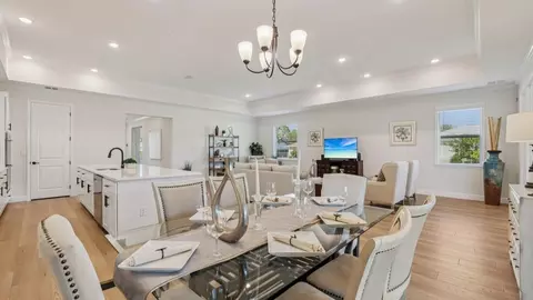 Dining - 2214 Elegant Mnr Cir, Edgewater, FL 32141 photo 3 of 4