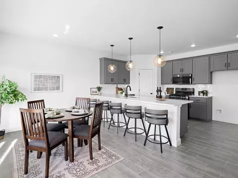Dining - 13701 E 41st, Tulsa, OK 74134 photo 1 of 2
