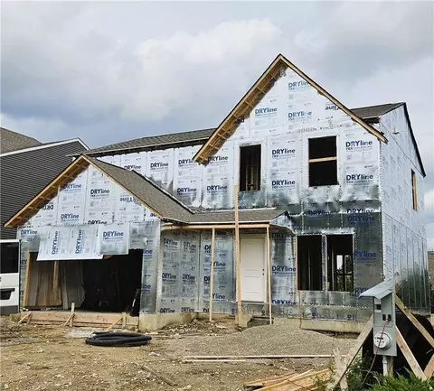 687 Deerhurst Dr, Vandalia, OH 45377