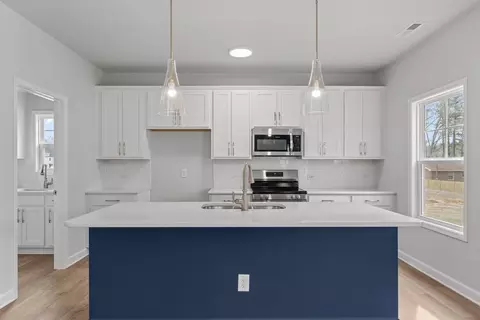 Kitchen - Montevallo Lane, Ayden, NC 28513 photo 11 of 13