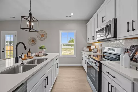 Kitchen - Montevallo Lane, Ayden, NC 28513 photo 7 of 13