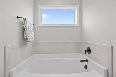 Bath - Montevallo Lane, Ayden, NC 28513 photo 13 of 27