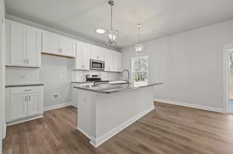 Kitchen - Montevallo Lane, Ayden, NC 28513 photo 10 of 17