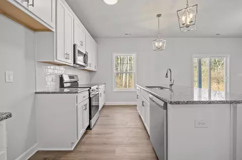 Entry Way - Montevallo Lane, Ayden, NC 28513 photo 19 of 23