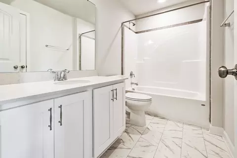 Bath - Montevallo Lane, Ayden, NC 28513 photo 5 of 27
