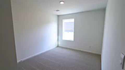 Bedroom - 18512 Caffee Dr, Vance, AL 35490 photo 5 of 11