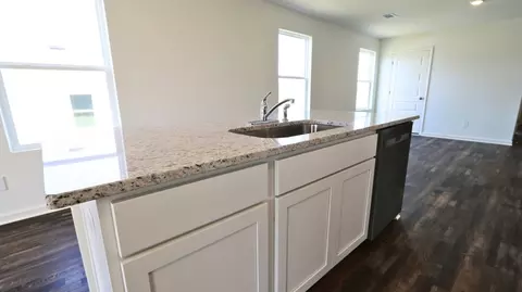Kitchen - 18512 Caffee Dr, Vance, AL 35490 photo 3 of 5