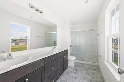 Bath - 1505 Denmark Rd, Union, MO 63084 photo 2 of 5