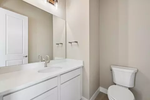 Bath - 16512 E 166th Pl, Brighton, CO 80602 photo 2 of 11