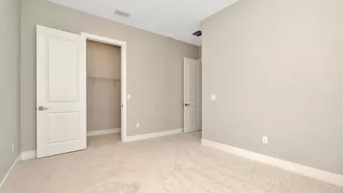Bedroom - 8308 Golden Beach Ct, Parrish, FL 34219 photo 5 of 17
