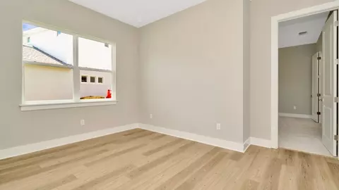 Bedroom - 8308 Golden Beach Ct, Parrish, FL 34219 photo 2 of 17