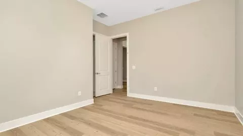 Bedroom - 8308 Golden Beach Ct, Parrish, FL 34219 photo 3 of 17