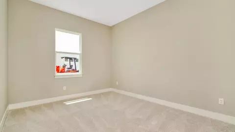 Bedroom - 8308 Golden Beach Ct, Parrish, FL 34219 photo 4 of 17