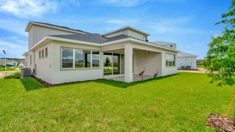 Exterior - 8308 Golden Beach Ct, Parrish, FL 34219 photo 5 of 21