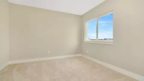 Bedroom - 8308 Golden Beach Ct, Parrish, FL 34219 photo 14 of 17