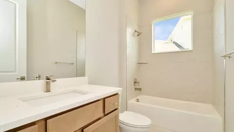 Bath - 8308 Golden Beach Ct, Parrish, FL 34219 photo 1 of 7