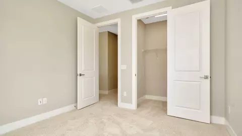 Bedroom - 8308 Golden Beach Ct, Parrish, FL 34219 photo 12 of 17