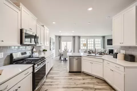 Kitchen - 7515 Starwatch Ct, Maiden, NC 28650 photo 2 of 10