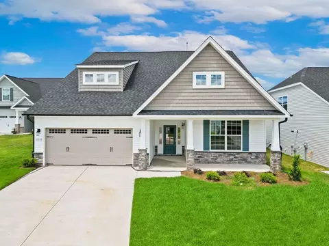 1960 Meadowview Dr, Graham, NC 27253