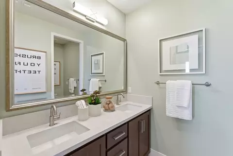 Bath - 5608 Saltgrass Ln, Antioch, CA 94531 photo 5 of 6