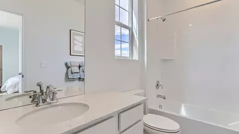 Bath - 6637 E 149th Ave, Thornton, CO 80602 photo 2 of 5