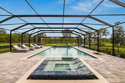 Exterior - 10517 Meadowrun Dr, Lithia, FL 33547 photo 7 of 14