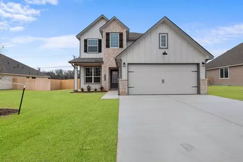 8008 Candy Ln, Waco, TX 76708