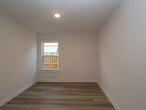Bedroom - 962 Garden Path Dr, Willis, TX 77378 photo 1 of 3