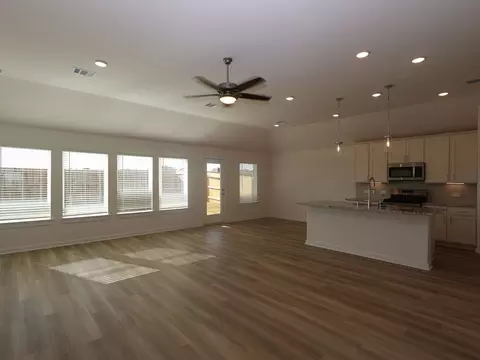 Living - 962 Garden Path Dr, Willis, TX 77378 photo 1 of 3