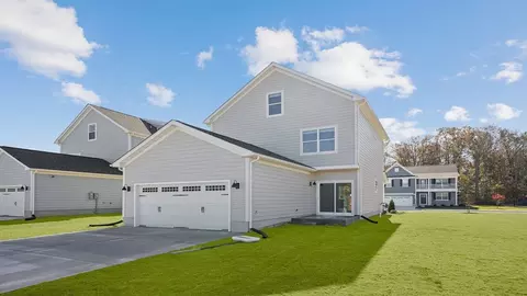 Exterior - 5215 Corolla Dr, Suffolk, VA 23435 photo 4 of 16