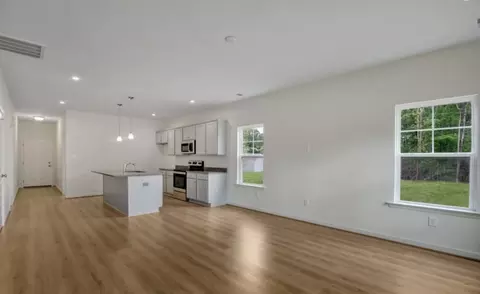 Living - 27 Cribbs Ln, Middlesex, NC 27557 photo 1 of 5