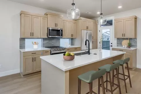 Kitchen - 60931 SE Ambassador Dr, Bend, OR 97702 photo 1 of 1
