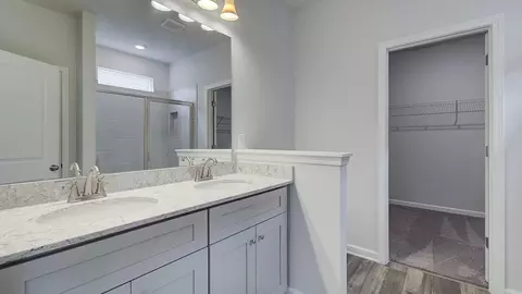 Bath - 88 Hydrangea Cir, Fairburn, GA 30213 photo 2 of 4